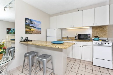Lake House Breezy Corner Studio with AC & Kitchenette. FREE Parking, Wi-Fi, near Beach!, , on Oahu - Honolulu in Hawaii - Lakehouse Vacation Rental - Lake Home for rent on LakeHouseVacations.com