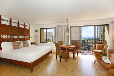 Lake House Beautiful eco-friendly studio with washerdryer, one FREE parking and Wi-Fi!, , on Oahu - Honolulu in Hawaii - Lakehouse Vacation Rental - Lake Home for rent on LakeHouseVacations.com