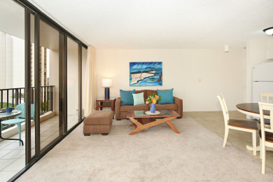 Lake House Waikiki mountain view, close to beach & restaurants! Parking, kitchen, pool!, , on Oahu - Honolulu in Hawaii - Lakehouse Vacation Rental - Lake Home for rent on LakeHouseVacations.com