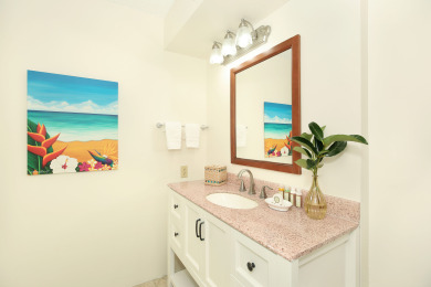 Lake House Waikiki mountain view, close to beach & restaurants! Parking, kitchen, pool!, , on Oahu - Honolulu in Hawaii - Lakehouse Vacation Rental - Lake Home for rent on LakeHouseVacations.com