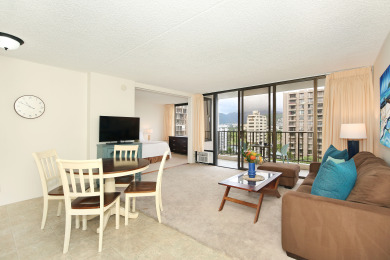 Lake House Waikiki mountain view, close to beach & restaurants! Parking, kitchen, pool!, , on Oahu - Honolulu in Hawaii - Lakehouse Vacation Rental - Lake Home for rent on LakeHouseVacations.com