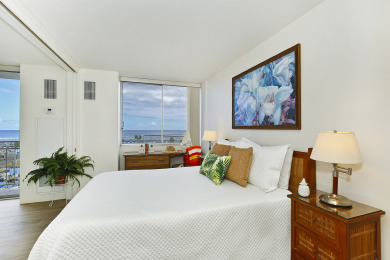 Lake House Waikiki Ocean & Yacht Harbor Views! Short Walk to Beach, Shops & restaurants!, , on Oahu - Honolulu in Hawaii - Lakehouse Vacation Rental - Lake Home for rent on LakeHouseVacations.com