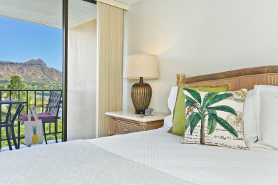 Lake House Breathtaking Diamond Head and Sunrise Views!, , on Oahu - Honolulu in Hawaii - Lakehouse Vacation Rental - Lake Home for rent on LakeHouseVacations.com