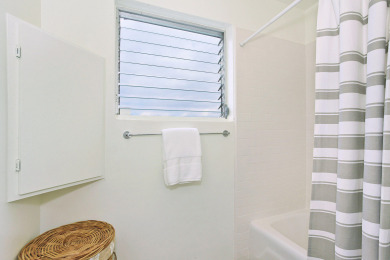 Lake House Rolling surf, gentle trade winds, and unparalleled ocean views await you!, , on Oahu - Honolulu in Hawaii - Lakehouse Vacation Rental - Lake Home for rent on LakeHouseVacations.com