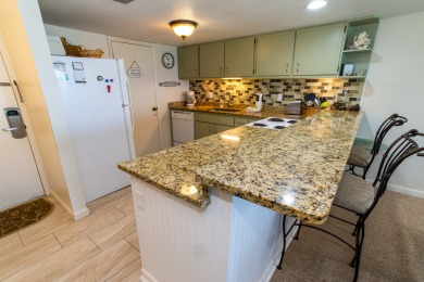 Lake House B1 506 Gulf Front Beach Front Save $$ Great Low Low Rates Book Now for August, , on Gulf of Mexico - Panama City Beach in Florida - Lakehouse Vacation Rental - Lake Home for rent on LakeHouseVacations.com