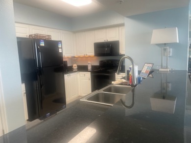 Lake House Come and enjoy your vacation in this 4th floor condo at Emerald Beach Resort, , on Gulf of Mexico - Panama City Beach in Florida - Lakehouse Vacation Rental - Lake Home for rent on LakeHouseVacations.com