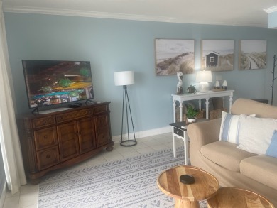 Lake House Come and enjoy your vacation in this 4th floor condo at Emerald Beach Resort, , on Gulf of Mexico - Panama City Beach in Florida - Lakehouse Vacation Rental - Lake Home for rent on LakeHouseVacations.com