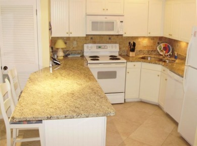Lake House OWNER TAKES PRIDE SO DON'T MISS THIS ONE FREE WIFI, , on Gulf of Mexico - Panama City Beach in Florida - Lakehouse Vacation Rental - Lake Home for rent on LakeHouseVacations.com