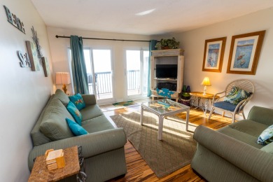 Lake House Spectacular Sun rises, Sunsets Great Low Rates for August Book Now, , on Gulf of Mexico - Panama City Beach in Florida - Lakehouse Vacation Rental - Lake Home for rent on LakeHouseVacations.com