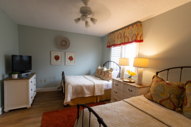 Lake House LUXURIOUS GULF FRONT 3 BEDROOM AT EMERALD HILL FREE WIFI, , on Gulf of Mexico - Santa Rosa Bay in Florida - Lakehouse Vacation Rental - Lake Home for rent on LakeHouseVacations.com