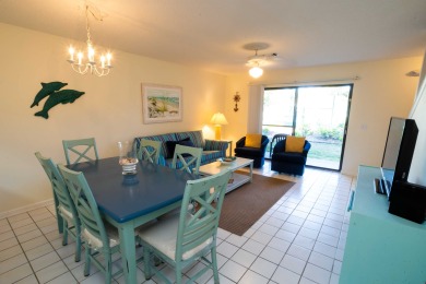 Lake House Short walk to the beautiful beaches of 30A, , on Gulf of Mexico - Santa Rosa Bay in Florida - Lakehouse Vacation Rental - Lake Home for rent on LakeHouseVacations.com