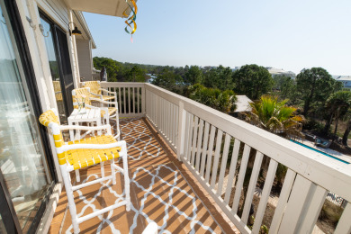 Lake House Cute & Cozy Steps the Beach, , on Gulf of Mexico - Santa Rosa Bay in Florida - Lakehouse Vacation Rental - Lake Home for rent on LakeHouseVacations.com