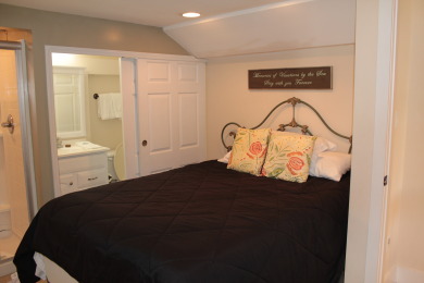Lake House Located directly on a private beach, , on Gulf of Mexico - Santa Rosa Bay in Florida - Lakehouse Vacation Rental - Lake Home for rent on LakeHouseVacations.com