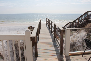 Lake House Located directly on a private beach, , on Gulf of Mexico - Santa Rosa Bay in Florida - Lakehouse Vacation Rental - Lake Home for rent on LakeHouseVacations.com