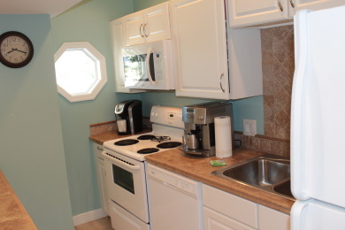 Lake House Located directly on a private beach, , on Gulf of Mexico - Santa Rosa Bay in Florida - Lakehouse Vacation Rental - Lake Home for rent on LakeHouseVacations.com