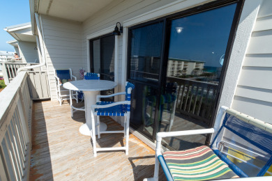 Lake House Custom Europ4ean Kitchen just steps to the beach, , on  in Florida - Lakehouse Vacation Rental - Lake Home for rent on LakeHouseVacations.com