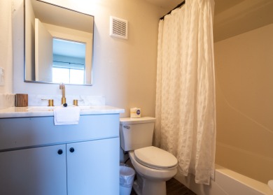 Lake House Upscale 3 bedroom 3 bath Gulf Front unit in the heart of Seagrove Beach, , on Gulf of Mexico - Santa Rosa Bay in Florida - Lakehouse Vacation Rental - Lake Home for rent on LakeHouseVacations.com