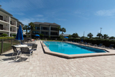 Lake House Upscale 3 bedroom 3 bath Gulf Front unit in the heart of Seagrove Beach, , on Gulf of Mexico - Santa Rosa Bay in Florida - Lakehouse Vacation Rental - Lake Home for rent on LakeHouseVacations.com