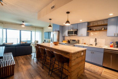 Lake House Upscale 3 bedroom 3 bath Gulf Front unit in the heart of Seagrove Beach, , on Gulf of Mexico - Santa Rosa Bay in Florida - Lakehouse Vacation Rental - Lake Home for rent on LakeHouseVacations.com