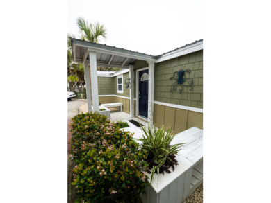 Lake House Beach Baby 4 bedroom 4 bath in Seagrove Beach LOOK Special Rates for August, , on  in Florida - Lakehouse Vacation Rental - Lake Home for rent on LakeHouseVacations.com