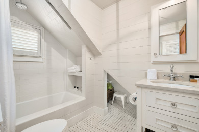 Lake House R&ampB Cottage & Carriage House Exquisite coastal compound close to Sky pool, , on Gulf of Mexico - Rosemary Beach in Florida - Lakehouse Vacation Rental - Lake Home for rent on LakeHouseVacations.com