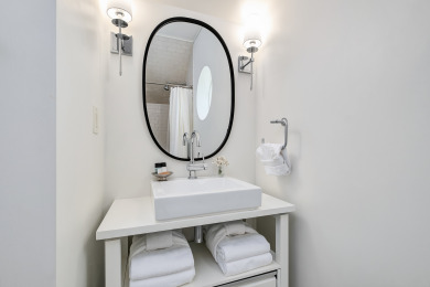 Lake House Blue Oak - Luxury Penthouse Shop In The Heart of Rosemary Beach, , on Gulf of Mexico - Rosemary Beach in Florida - Lakehouse Vacation Rental - Lake Home for rent on LakeHouseVacations.com