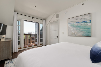 Lake House Blue Oak - Luxury Penthouse Shop In The Heart of Rosemary Beach, , on Gulf of Mexico - Rosemary Beach in Florida - Lakehouse Vacation Rental - Lake Home for rent on LakeHouseVacations.com