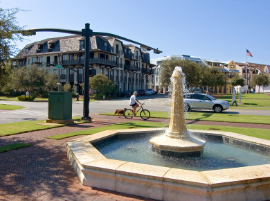 Lake House Rose at Mercado - Penthouse Condo in Rosemary Beach, Free Bikes, , on Gulf of Mexico - Rosemary Beach in Florida - Lakehouse Vacation Rental - Lake Home for rent on LakeHouseVacations.com