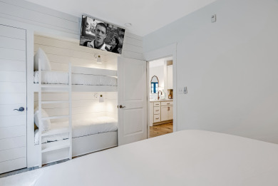 Lake House Percy's Flat - Brand New Remodeled Flat in Rosemary Beach, , on Gulf of Mexico - Rosemary Beach in Florida - Lakehouse Vacation Rental - Lake Home for rent on LakeHouseVacations.com
