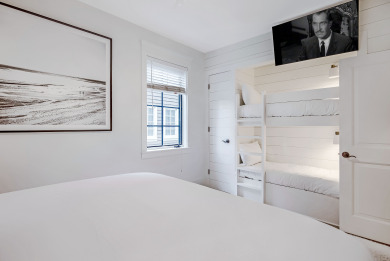 Lake House Percy's Flat - Brand New Remodeled Flat in Rosemary Beach, , on Gulf of Mexico - Rosemary Beach in Florida - Lakehouse Vacation Rental - Lake Home for rent on LakeHouseVacations.com