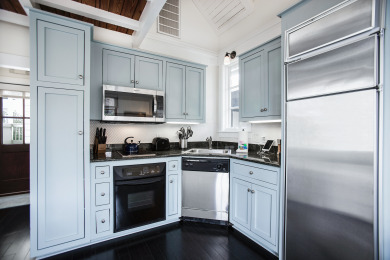 Lake House Benoit Carriage House A petite, pristine pied- -terre wa perfect location, , on Gulf of Mexico - Rosemary Beach in Florida - Lakehouse Vacation Rental - Lake Home for rent on LakeHouseVacations.com