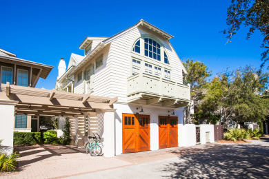 Lake House Benoit Carriage House A petite, pristine pied- -terre wa perfect location, , on Gulf of Mexico - Rosemary Beach in Florida - Lakehouse Vacation Rental - Lake Home for rent on LakeHouseVacations.com