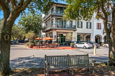 Lake House Benoit Carriage House A petite, pristine pied- -terre wa perfect location, , on Gulf of Mexico - Rosemary Beach in Florida - Lakehouse Vacation Rental - Lake Home for rent on LakeHouseVacations.com