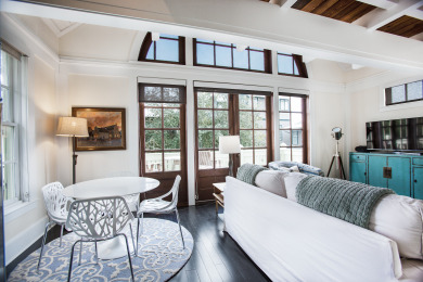 Lake House Benoit Carriage House A petite, pristine pied- -terre wa perfect location, , on Gulf of Mexico - Rosemary Beach in Florida - Lakehouse Vacation Rental - Lake Home for rent on LakeHouseVacations.com