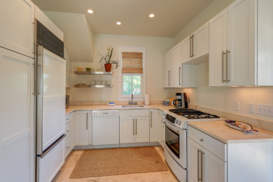 Lake House PTO Carriage House - Large Comfy Carriage House with Full Kitchen!, , on Gulf of Mexico - Rosemary Beach in Florida - Lakehouse Vacation Rental - Lake Home for rent on LakeHouseVacations.com
