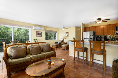 Lake House Kona Palms#201Oceanfront with great views, AC, elevator and wraparound lanai, , on Big Island - Kailua-Kona Bay  in Hawaii - Lakehouse Vacation Rental - Lake Home for rent on LakeHouseVacations.com