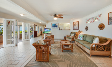 Lake House HALE ONA LOA DIRECT OCEANFRONT, GATED, 4 BEDROOM, 3 BATHROOM HOME!, , on Big Island - Kailua-Kona Bay  in Hawaii - Lakehouse Vacation Rental - Lake Home for rent on LakeHouseVacations.com
