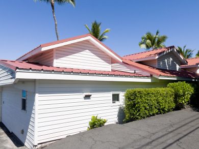 Lake House HALE ONA LOA DIRECT OCEANFRONT, GATED, 4 BEDROOM, 3 BATHROOM HOME!, , on Big Island - Kailua-Kona Bay  in Hawaii - Lakehouse Vacation Rental - Lake Home for rent on LakeHouseVacations.com