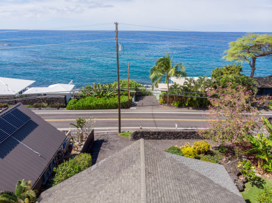 Lake House Hale Pulelehua, Butterfly House Incredible Modern Alii Drive Home, , on Big Island - Kailua-Kona Bay  in Hawaii - Lakehouse Vacation Rental - Lake Home for rent on LakeHouseVacations.com