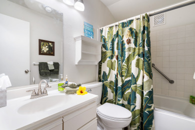 Lake House Kona Isle A4 Beautifully appointed condo. Ground Floor, Wifi, AC!, , on Big Island - Kailua-Kona Bay  in Hawaii - Lakehouse Vacation Rental - Lake Home for rent on LakeHouseVacations.com