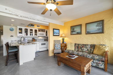 Lake House Casa De Emdeko# 324 11 Remodeled ,Top Floor, Oceanview, AC, Elevators!, , on Big Island - Kailua-Kona Bay  in Hawaii - Lakehouse Vacation Rental - Lake Home for rent on LakeHouseVacations.com