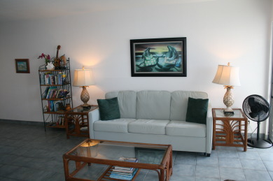 Lake House Oceanfront Paradise with private lanai overlooking Kailua Bay, , on Big Island - Kailua-Kona Bay in Hawaii - Lakehouse Vacation Rental - Lake Home for rent on LakeHouseVacations.com