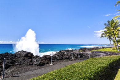 Lake House KKSR#4102 DIRECT OCEANFRONT, INCREDIBLE GROUND FLOOR UNIT, REMODELED!, AC!!!, , on Big Island - Kailua-Kona Bay  in Hawaii - Lakehouse Vacation Rental - Lake Home for rent on LakeHouseVacations.com
