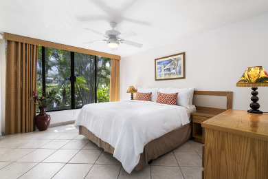 Lake House KKSR#4102 DIRECT OCEANFRONT, INCREDIBLE GROUND FLOOR UNIT, REMODELED!, AC!!!, , on Big Island - Kailua-Kona Bay  in Hawaii - Lakehouse Vacation Rental - Lake Home for rent on LakeHouseVacations.com