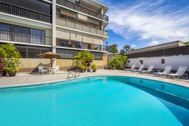 Lake House Kona Plaza#215 Remodeled unit IN HEART OF KONA TOWN! AC & Elevators!, , on Big Island - Kailua-Kona Bay  in Hawaii - Lakehouse Vacation Rental - Lake Home for rent on LakeHouseVacations.com