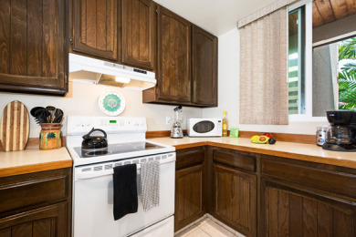 Lake House KKSR2204 DIRECT OCEANFRONT CORNER UNIT!!! 2nd Floor, Wifi, BREATHTAKING VIEW!, , on Big Island - Kailua-Kona Bay  in Hawaii - Lakehouse Vacation Rental - Lake Home for rent on LakeHouseVacations.com