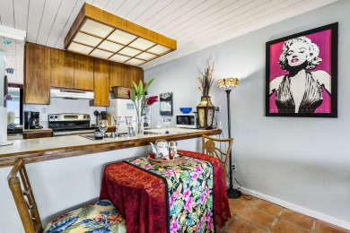 Lake House KONA REEF D-32 Absolute Oceanfront, Top Floor, Private, , on Big Island - Kailua-Kona Bay  in Hawaii - Lakehouse Vacation Rental - Lake Home for rent on LakeHouseVacations.com