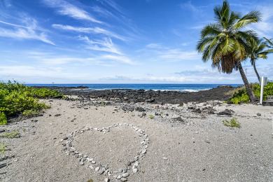 Lake House Pahukoa Hale - Direct Ocean Front Hawaiian Style home in Kona Bay Estates., , on Big Island - Kailua-Kona Bay  in Hawaii - Lakehouse Vacation Rental - Lake Home for rent on LakeHouseVacations.com