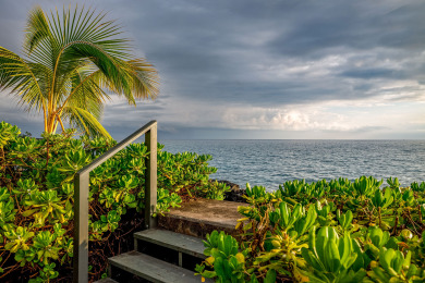 Lake House HOKU'EA HALE Oceanfront Private Home with Hot Tub, , on Big Island - Kailua-Kona Bay  in Hawaii - Lakehouse Vacation Rental - Lake Home for rent on LakeHouseVacations.com