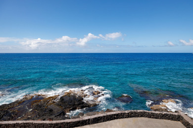 Lake House Casa De Emdeko 330 - DELUXE, Top Floor, Oceanview, AC, Extra spacious!, , on Big Island - Kailua-Kona Bay  in Hawaii - Lakehouse Vacation Rental - Lake Home for rent on LakeHouseVacations.com